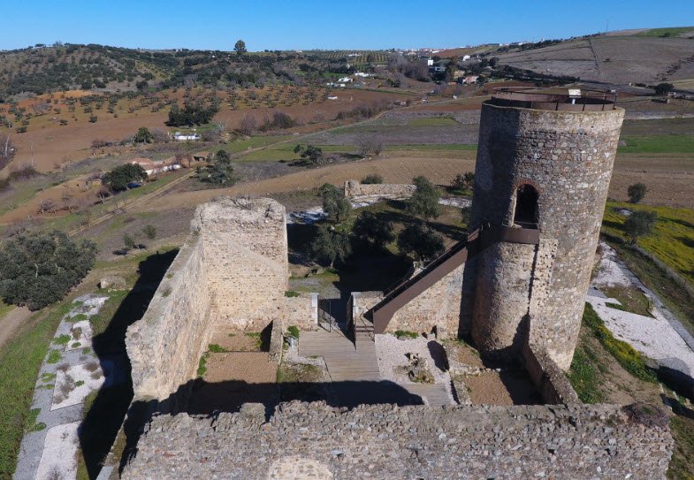 Castillo de la Encomienda o Torre de los Moros, Spain